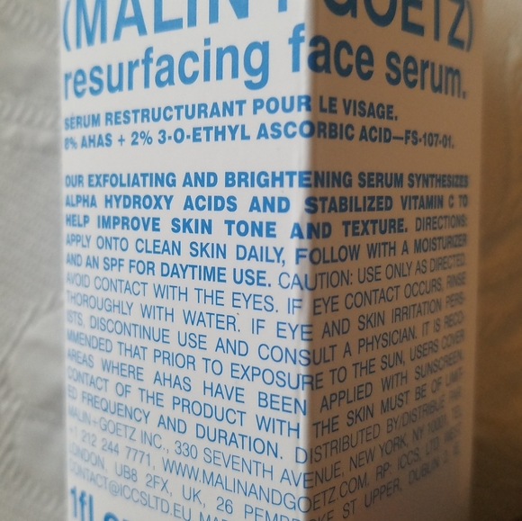 MALIN+GOETZ Resurfacing Face Serum - Picture 3 of 4